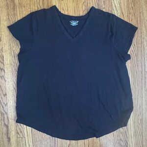 Chico's Charcoal V-Neck Short Sleeve Tee